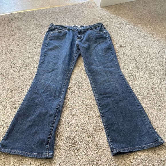 Vintage Levi’s 515 Bootcut Women’s Jeans Size 12 - Picture 2 of 7